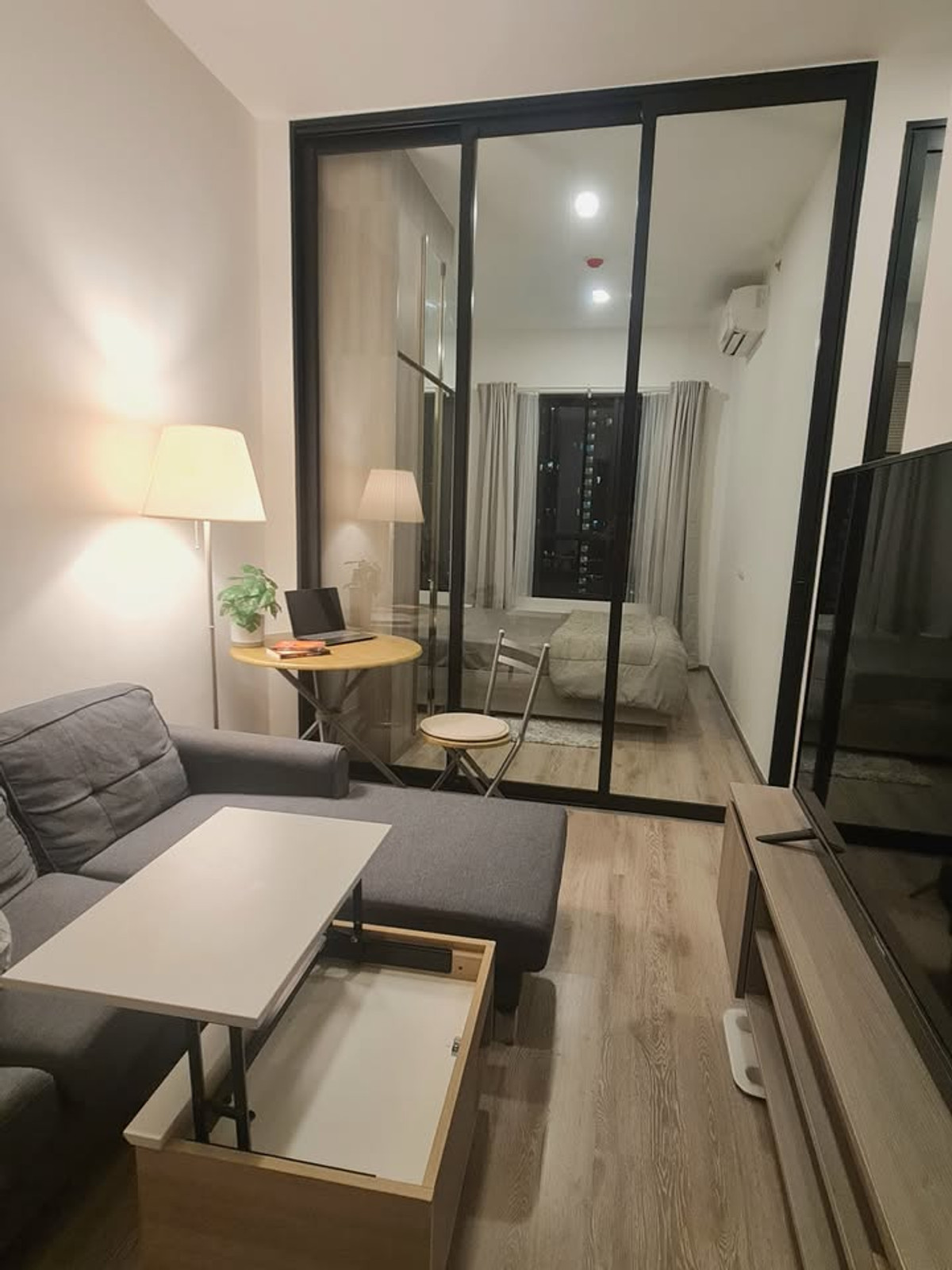 ให้เช่าคอนโดอ่อนนุช อุดมสุข : 👉 ✨ ห้องใหม่! 1 นอน ครัวปิด ชั้น 18 ทิศตะวันออก พร้อมอยู่