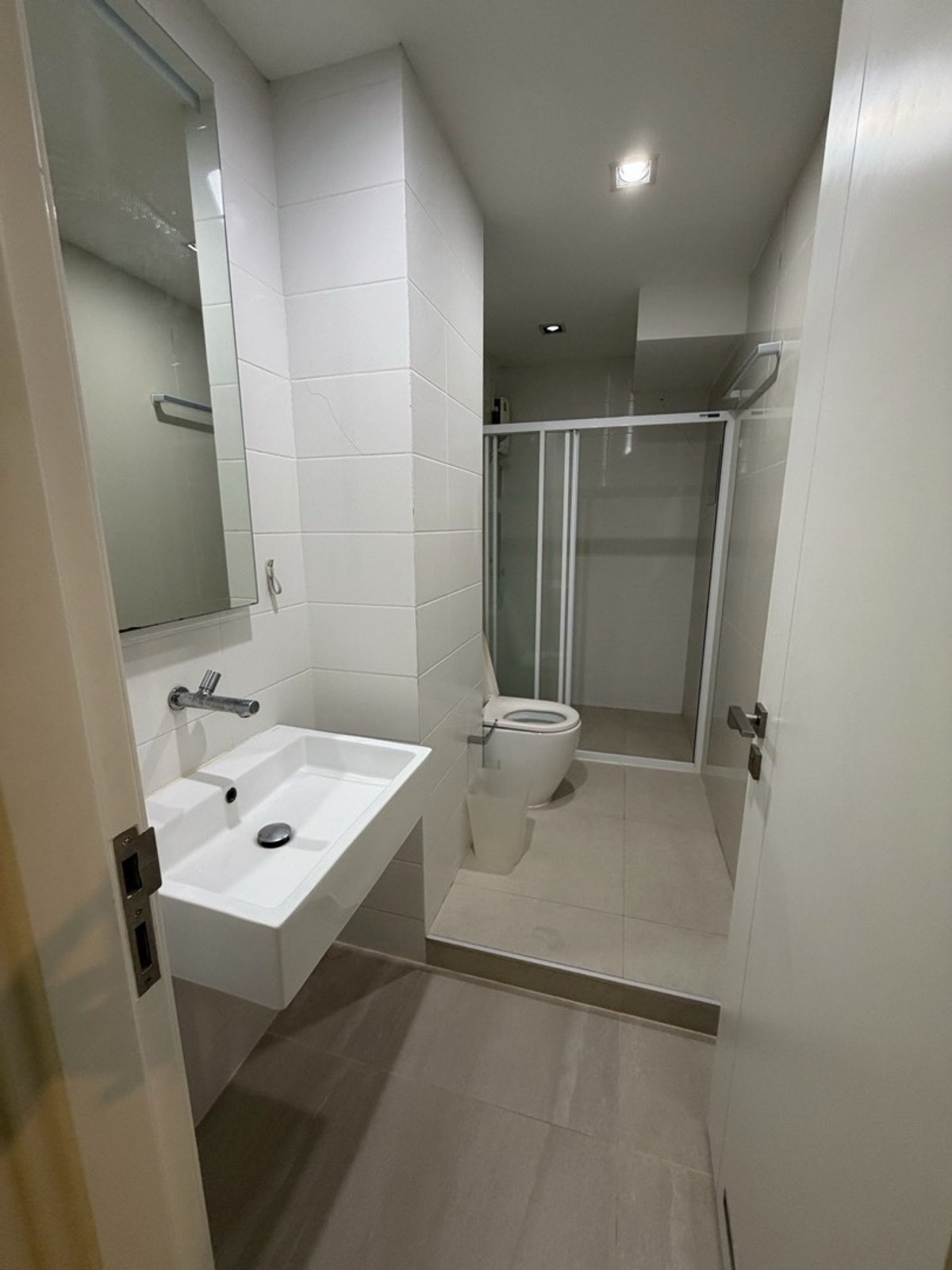 For RentCondoSukhumvit, Asoke, Thonglor : For rent The Room Sukhumvit 21 ☎️ 0912322009