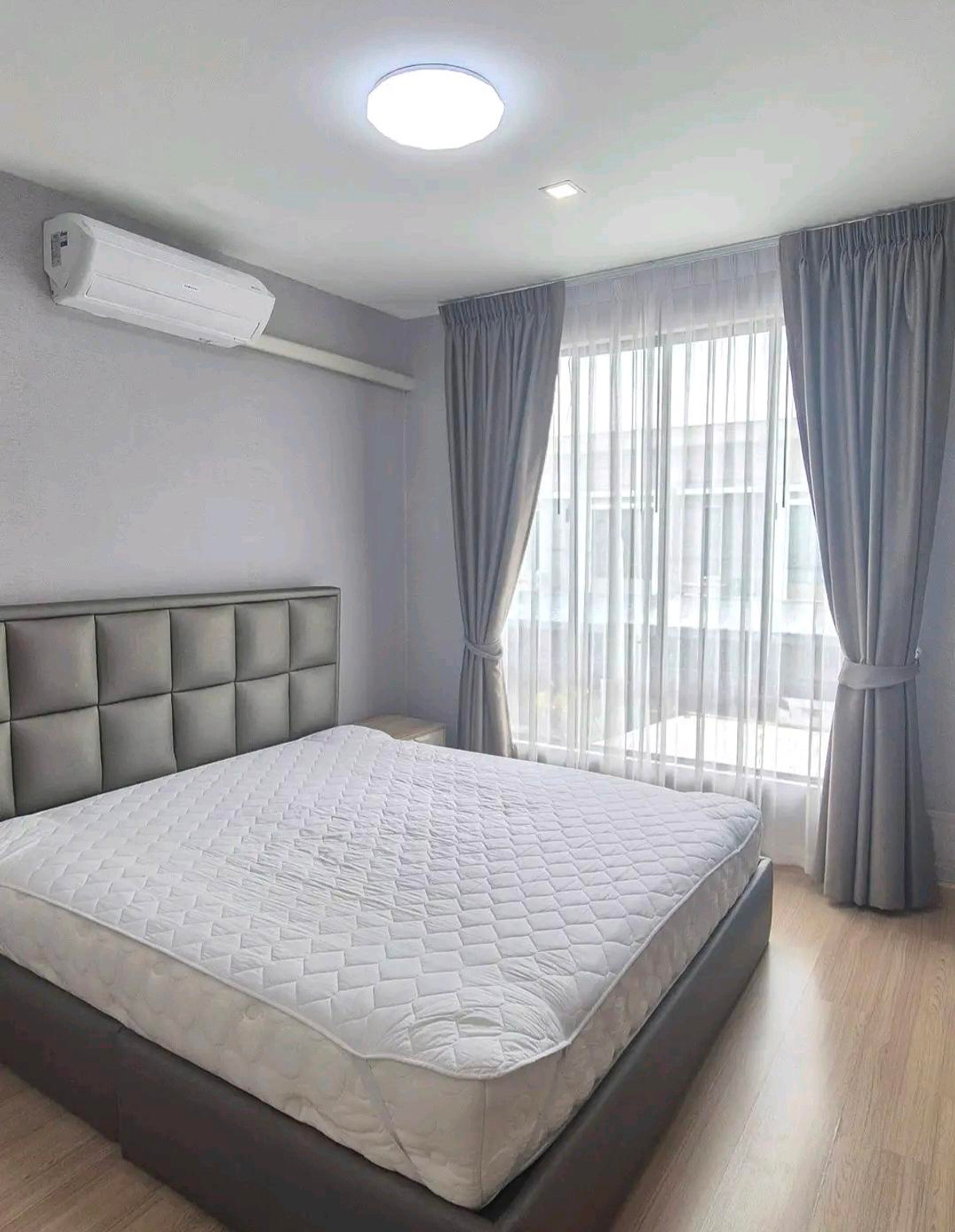 For RentTownhomeEakachai, Bang Bon : For rent Prusa Ville 68 Tha Phra - Chom Thong near BTS Wutthakat.
Fully furnished Ready to move in