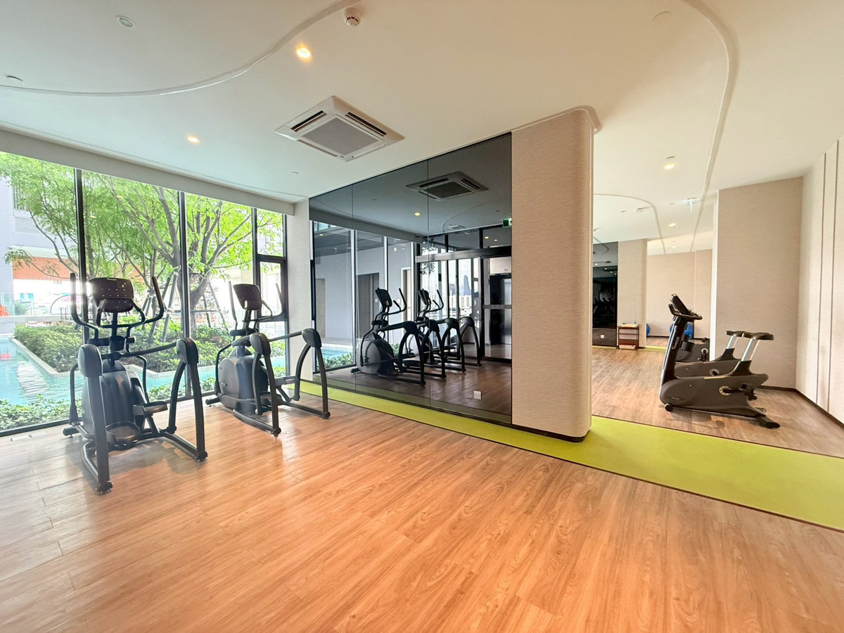 For RentCondoKhlongtoei, Kluaynamthai : 🎉🌇 Condo for Rent – High-Rise Living near BTS Ekkamai | Aspire Rama 4