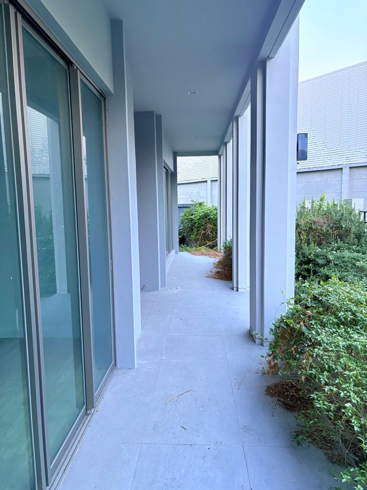 For SaleHouseSeri Thai, Ramkhamhaeng Nida : 📌Bangkok Signature house for sale, Serithai corner plot, special price, much lower than cost.