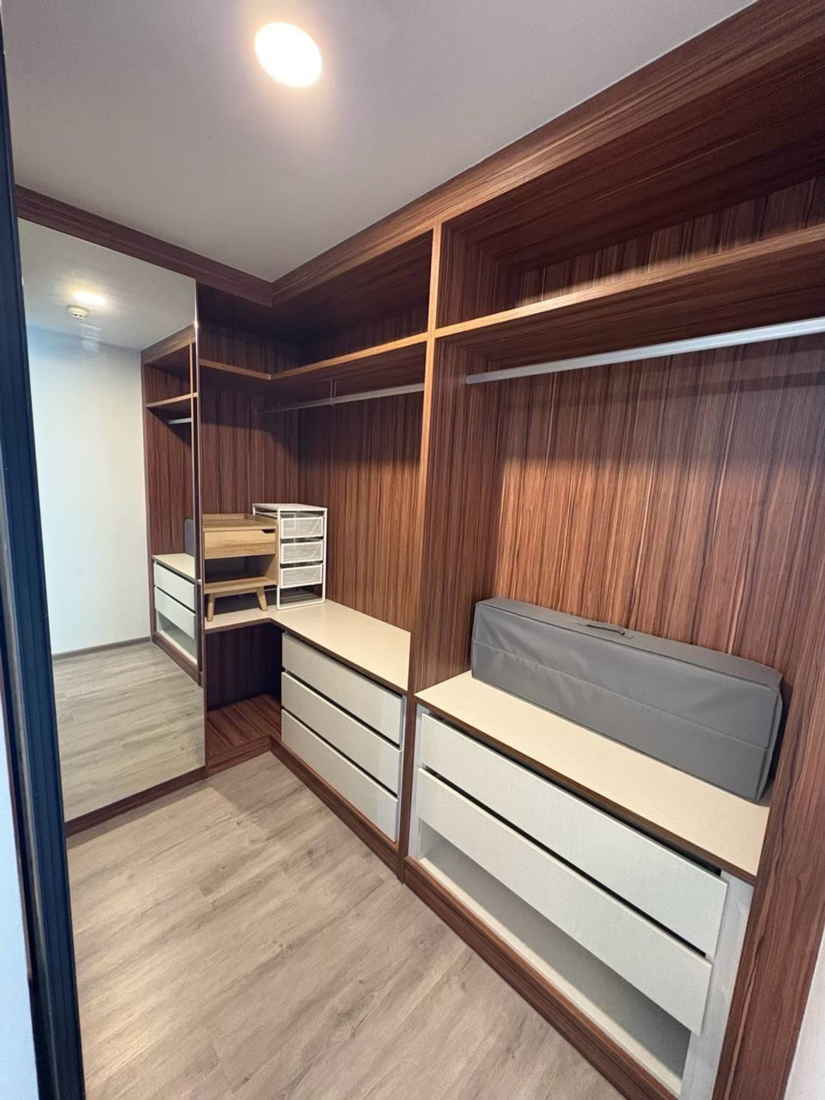 For RentCondoThaphra, Talat Phlu, Wutthakat : For rent, Beat Bang Wa Interchange, 2 bedrooms, near BTS, MRT Bang Wa, 46 sq m, beautiful, ready to move in.