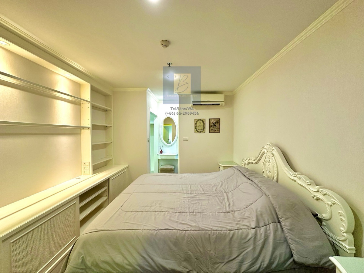 For RentCondoOnnut, Udomsuk : A low rise condo located only 350 meters from BTS Onnut station. Highly convenient. 