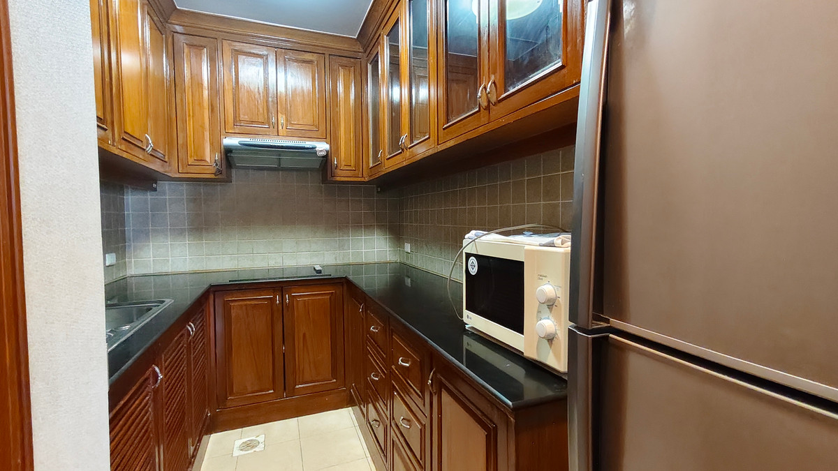 ให้เช่าคอนโดสุขุมวิท อโศก ทองหล่อ : คอนโด 2 ห้องนอน 1 ห้องน้ำ ขนาด 77 ตารางเมตร ที่อโศกเพลส ให้เช่า 25,000 บาทต่อเดือน ซอยสุขุมวิท 21 สถานีรถไฟฟ้า BTS อโศก