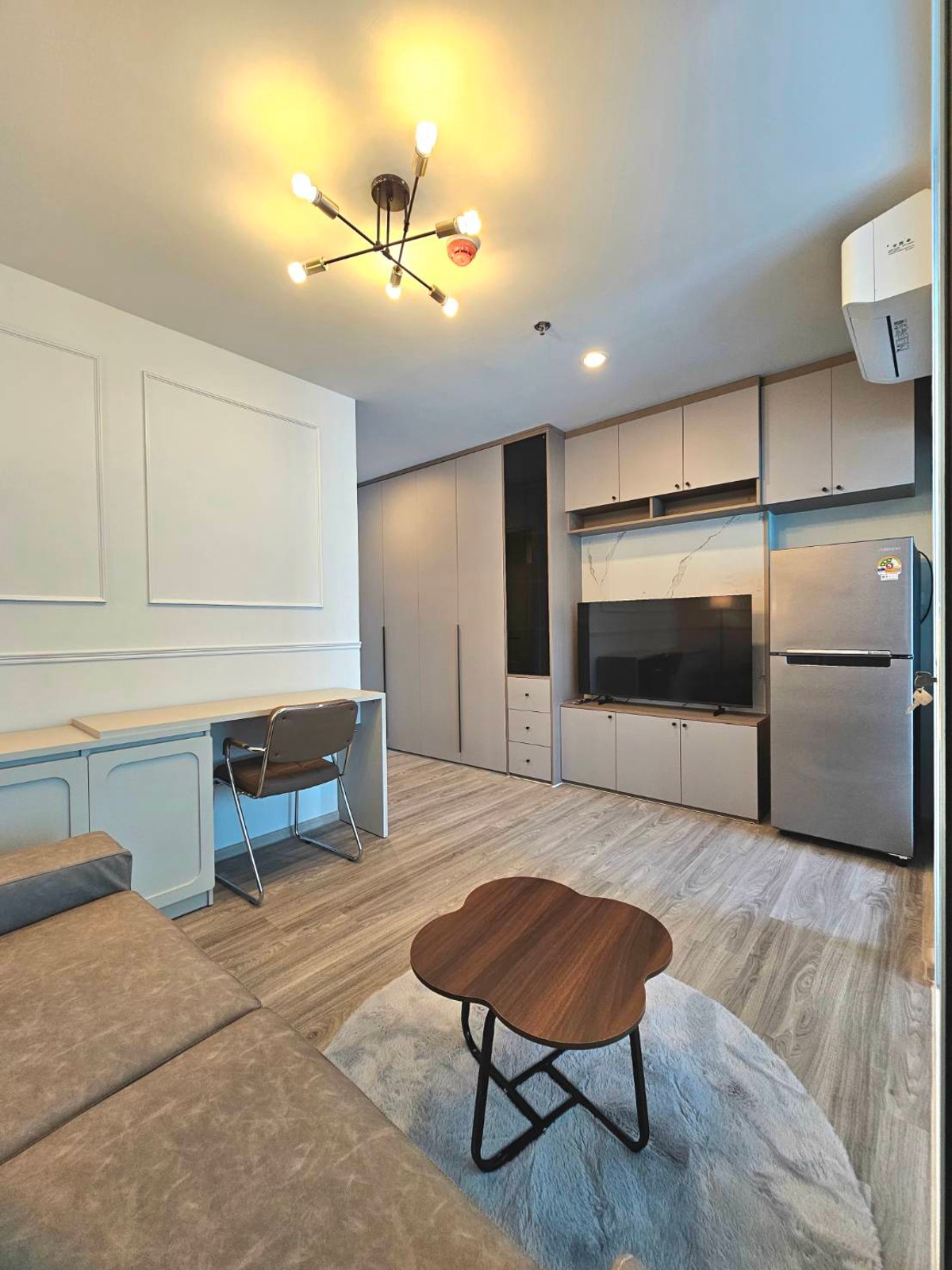 For RentCondoBangna, Bearing, Lasalle : For rent: bedroom, bathroom, Regent Home Bangna (new project)