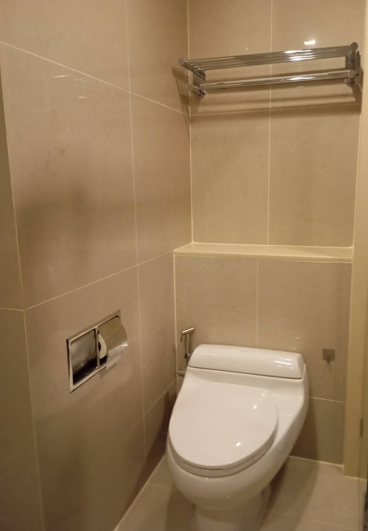 ขายคอนโดพระราม 9 เพชรบุรีตัดใหม่ RCA : The Address Asoke / 1 Bedroom (SALE WITH TENANT), ดิ แอดเดรส อโศก / 1 ห้องนอน (ขายพร้อมผู้เช่า) TARN304