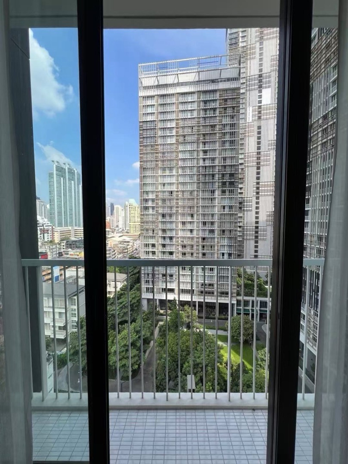 For RentCondoSukhumvit, Asoke, Thonglor : Park24 for rent, 1 bedroom, 13th floor, Building 6, ready to move in.