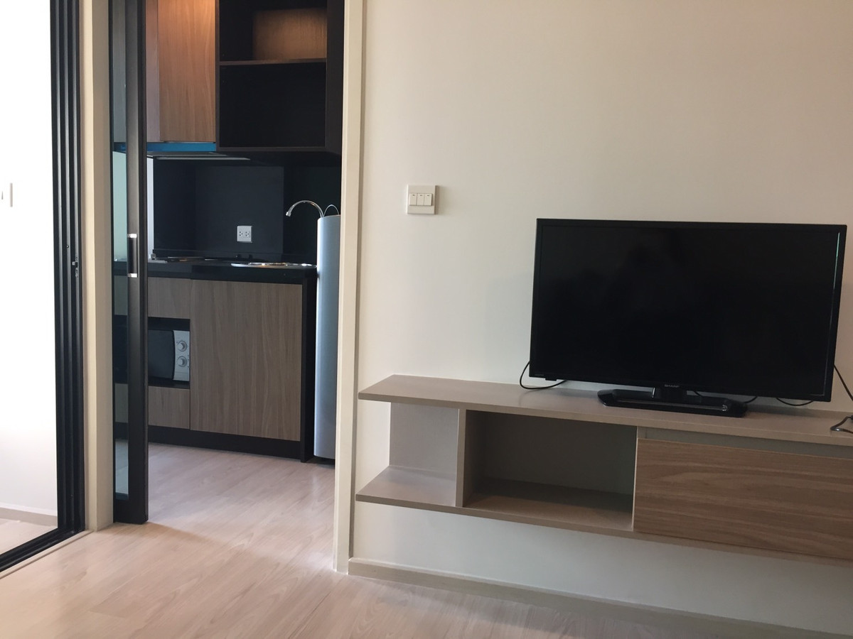 ขายคอนโดบางนา แบริ่ง ลาซาล : ปล่อยขายห้องคอนโด The Gallery ชั้นที่ 16 ขนาด 29.64 ตรม. ใกล้ BTS แบริ่ง