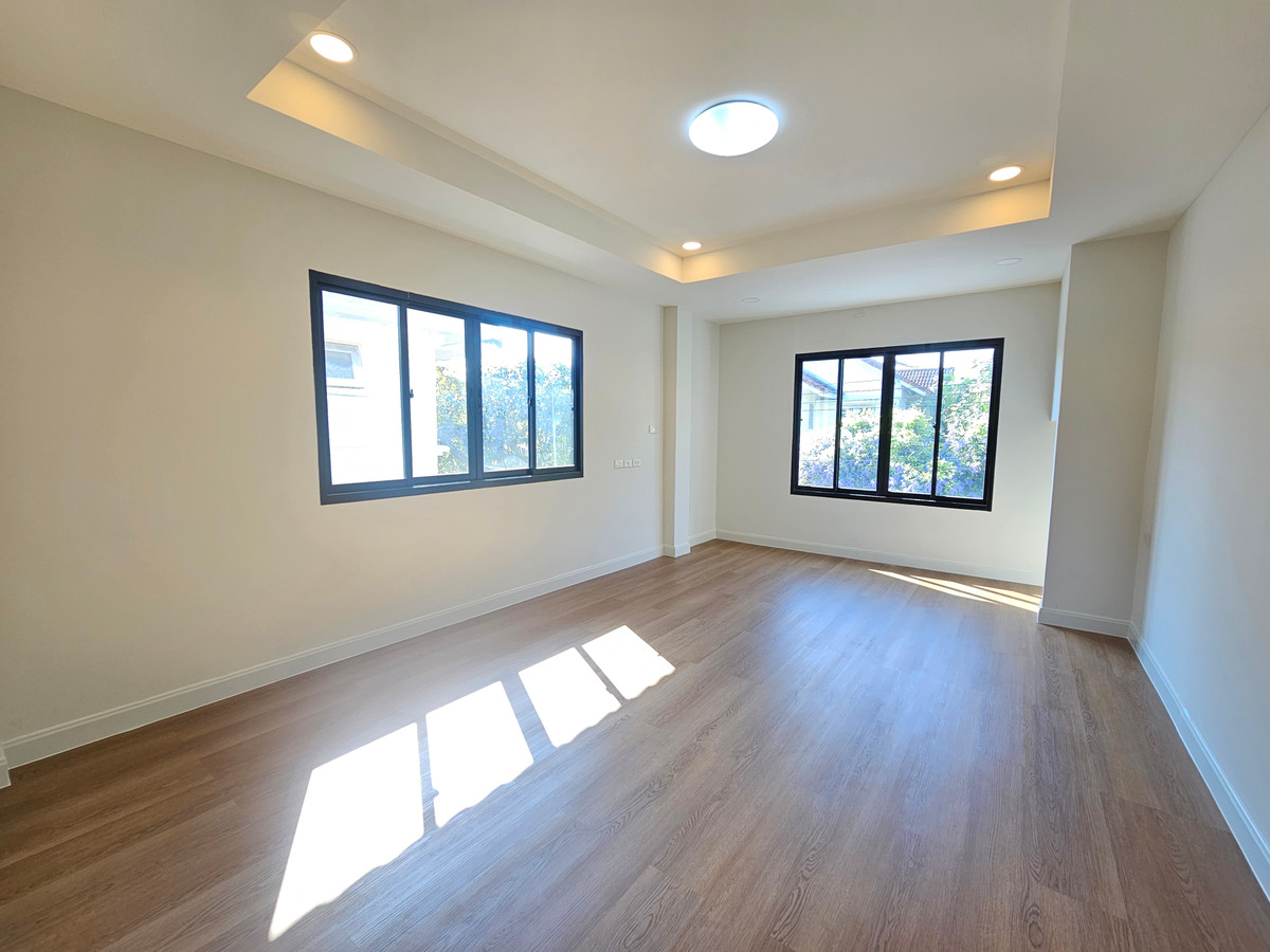 ขายบ้านพุทธมณฑล ศาลายา : ขาย!!! บ้านเดี่ยว 2 ชั้น พื้นที่ 62.3 ตร.วา @ หมู่บ้านสวนดอกไม้-ซ.บรมราชชนนี 105 เขตทวีวัฒนา, กรุงเทพฯ