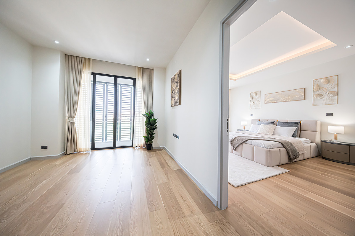 ขายบ้านโชคชัย4 ลาดพร้าว71 : [ขาย] ✨ บ้านเดี่ยว 3 ชั้น สไตล์ Modern Luxury พรีเมียมที่สุดในลาดพร้าว 101 | Feel Town ✨ แต่งครบ พร้อมลากกระเป๋าเข้าอยู่! เพียง 13.99 ล้าน (Rare Item มีเพียง 9 หลังในโครงการ!)