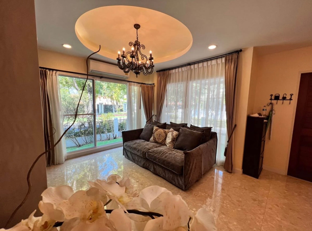 ให้เช่าบ้านพัฒนาการ ศรีนครินทร์ : ให้เช่า บ้านเดี่ยว Grand Bangkok boulevard พระราม9-ศรีนครินทร์ ติด Wellington Collage แปลงมุม