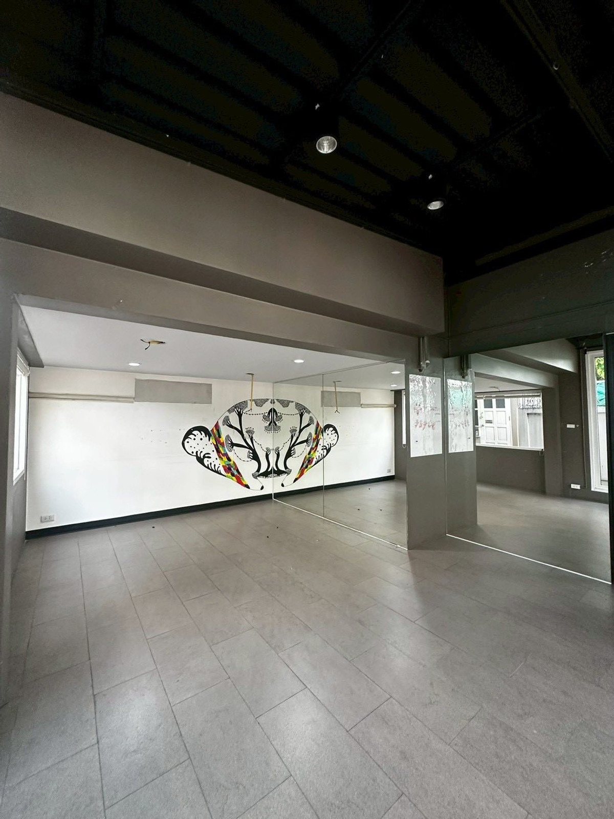 ให้เช่าบ้านโชคชัย4 ลาดพร้าว71 : ᚱ ให้เช่า โฮมออฟฟิศ ✅ห้องทำงาน 4–5 ห้อง 151 ตร.ว. 🔥ที่จอดรถ 8–10 คัน🔥บ้านเดี่ยว 2 ชั้น เดินเพียง 2 นาทีถึง MRT ลาดพร้าว