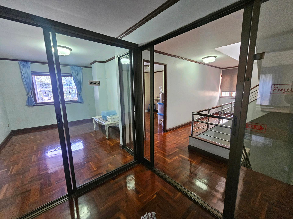 ให้เช่าอาคารพาณิชย์โชคชัย4 ลาดพร้าว71 : 📍ลาดพร้าว87แหล่งชุมชน เหมาะเปิดกิจการ+พักอาศัย ข้างตึกขึ้นป้ายโปรโมทคนเห็นเพียบ