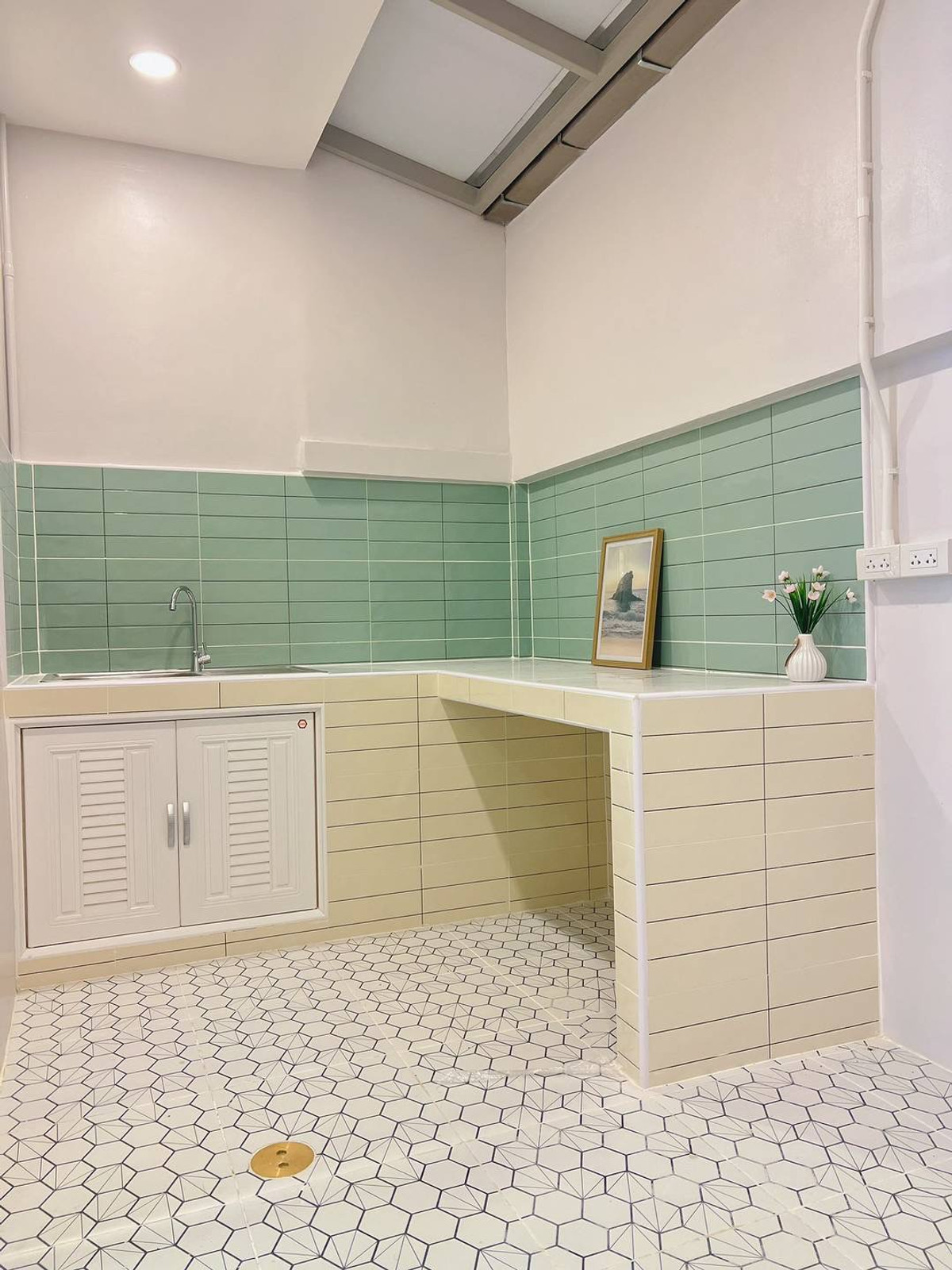 ขายทาวน์โฮมนนทบุรี บางใหญ่ บางบัวทอง : ขายทาวน์เฮาส์ลภาวัล 3 บางใหญ่ 17.5 ตร.ว. ใกล้ MRT สายสีม่วง มีเทอเรสแต่งใหม่ ฟรีโอน