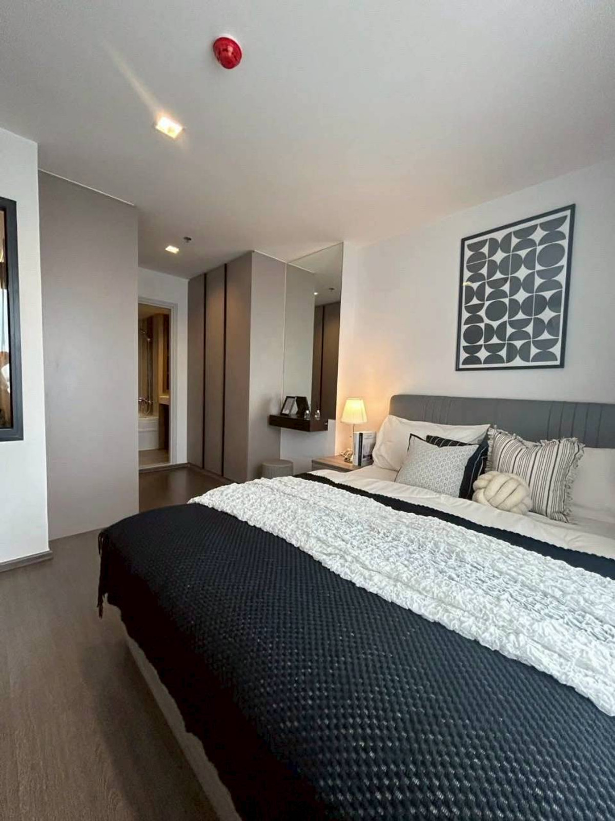 ให้เช่าคอนโดอ่อนนุช อุดมสุข : ✅ IDS151 ✅ Line : @p2nproperty  