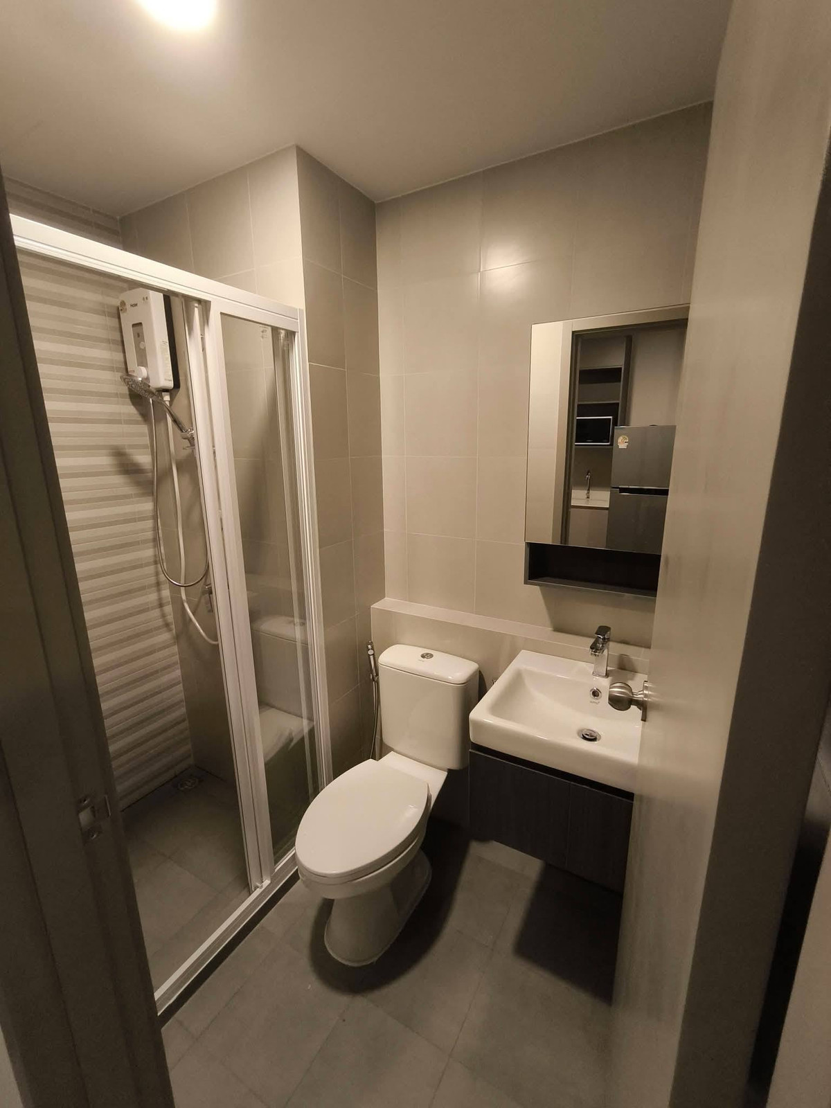 ให้เช่าคอนโดคลองเตย กล้วยน้ำไท : 🟦🟩 [For Rent] Aspire Sukhumvit – Rama 4 | Studio | 27.01 sq.m | 16th Floor | 14,900 THB/Month | Ref: T2234 | LINE: @323gqmho 🟩🟦