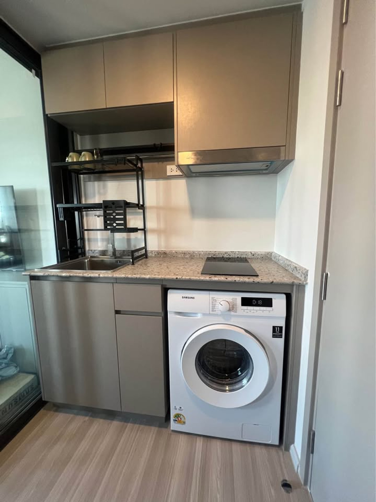 For RentCondoWongwianyai, Charoennakor : ⭐️ Quintara MHy'Den Pho Nimit ⭐️Room 24 sq m., fully furnished. Beautifully decorated and ready to move in.