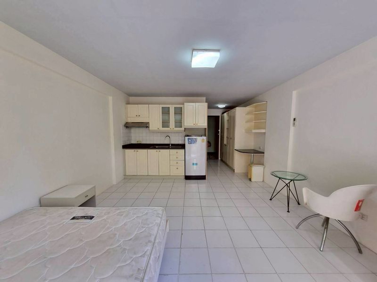 For RentCondoSukhumvit, Asoke, Thonglor : 💸 Only 15,000/month! Raintree Villa Thonglor, Studio room, garden view, has washing machine, ready to move in.