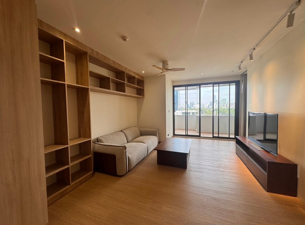 ให้เช่าคอนโดสุขุมวิท อโศก ทองหล่อ : Rent :: LAKE AVENUE SUKHUMVIT 16 :: Ready to move in Call 063-6165390