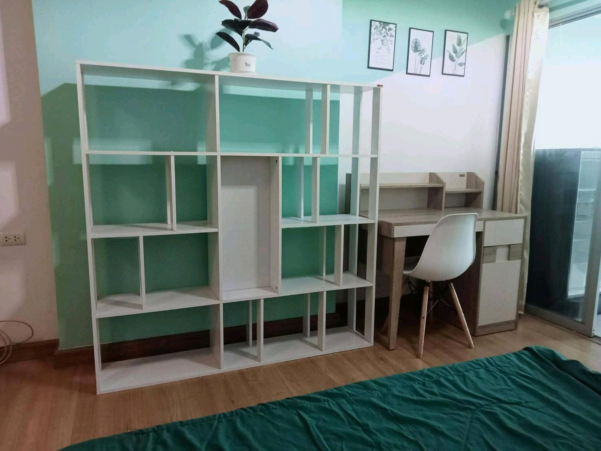 For RentCondoBang kae, Phetkasem : Condo near BTS BangWa Interchange MRT, in front of the road, convenient travel, make an appointment to view the room.