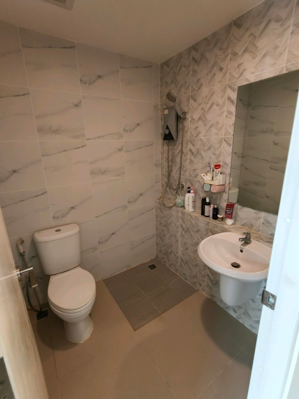 ทาวน์โฮมนวมินทร์ รามอินทรา : ขาย/เช่า ทาวน์โฮม พลีโน่ พหลโยธิน 54/1 ไซส์ใหญ่ 20 ตรว. หลังบ้านกว้าง มีเนื้อที่เยอะขึ้น

✨ บ้านไซส์ใหญ่ 20 ตร.ว. ฟังก์ชันครบ 3 นอน 3 น้ำ | ทำเลเข้า-ออกเมืองสะดวกที่สุด!