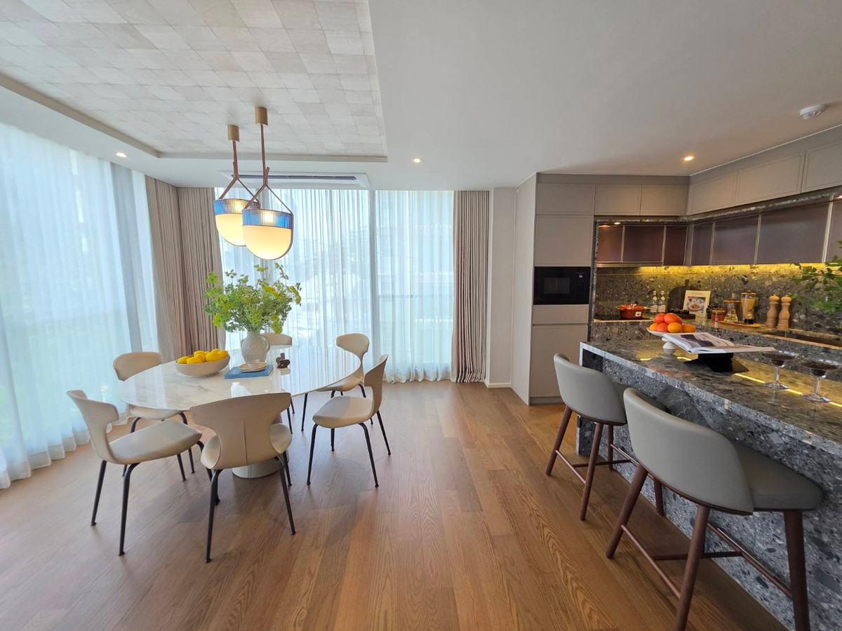 For SaleCondoSukhumvit, Asoke, Thonglor : Via 34 (Sukhumvit 34): 3bed 3bath 150.5sqm. from 41,000,000 million Am: 0656199198