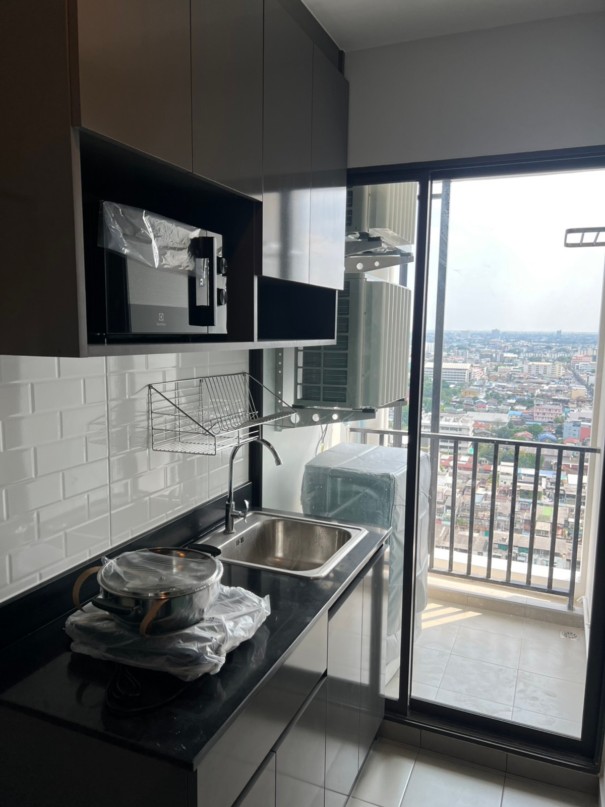 For RentCondoThaphra, Talat Phlu, Wutthakat :   #E336🎉020469 Condo for Rent at Regent Home Wutthakat