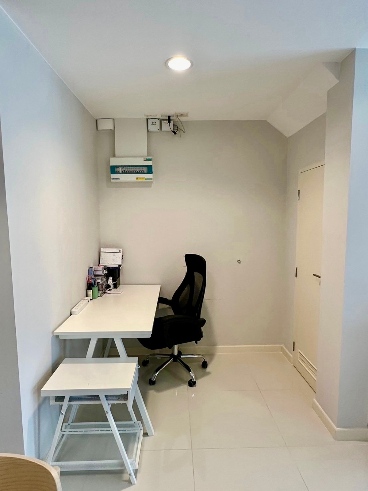 For SaleTownhomeSamut Prakan,Samrong : For Sale: 2-Storey Townhome at Indy 2 Srinakarin Quality by Land & Houses | Move-in Ready | Great Value Near Mega Bangna & B