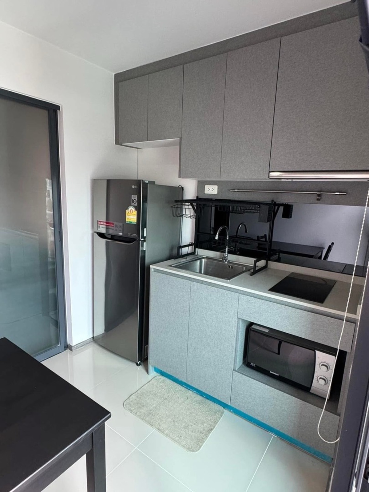 For RentCondoOnnut, Udomsuk : For rent 18,000 Baht IDEO Sukhumvit 93“ 30 meters to BTS Bang Chaktel 095 649 2654