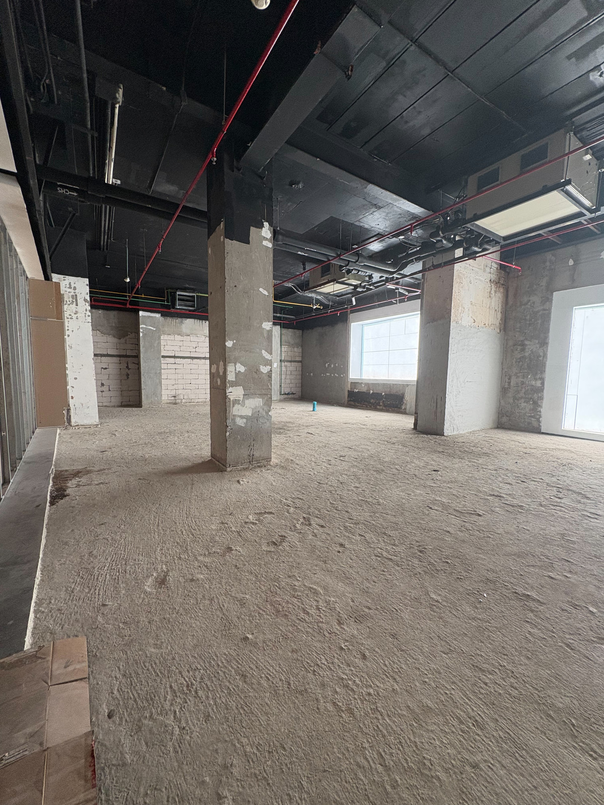 For RentRetail SpaceWitthayu, Chidlom, Langsuan, Ploenchit : Space for Rent in the Heart of Chit Lom BTS Walk Distance Ideal for Restaurant