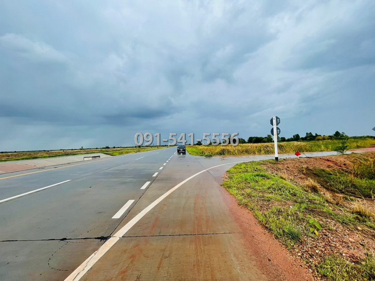 ขายที่ดินโคราช นครราชสีมา : ขายที่ดิน รูปแปลงที่ดินถุงเงินถุงทอง เนื้อที่ 9-2-67.7 ไร่ ถนนวงแหวนรอบเมือง 290 เหนือตอน 2 กำปัง โนนไทย นครราชสีมา