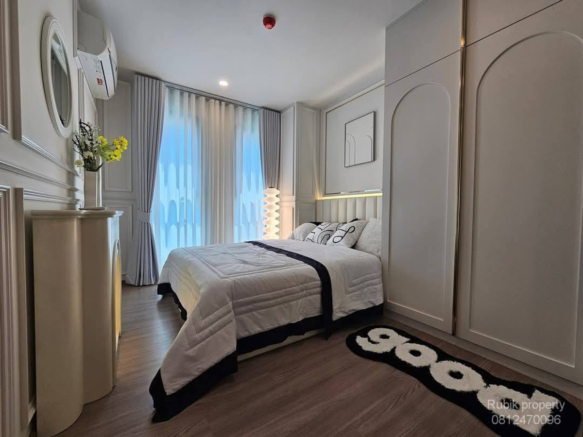 For RentCondoKasetsart, Ratchayothin : 🏙 **Condo for rent Aspire Ratchayothin (Corner room, pool view, Rare Unit)** Beautifully decorated, fully furnished, ready to move in immediately ✨ RB1831