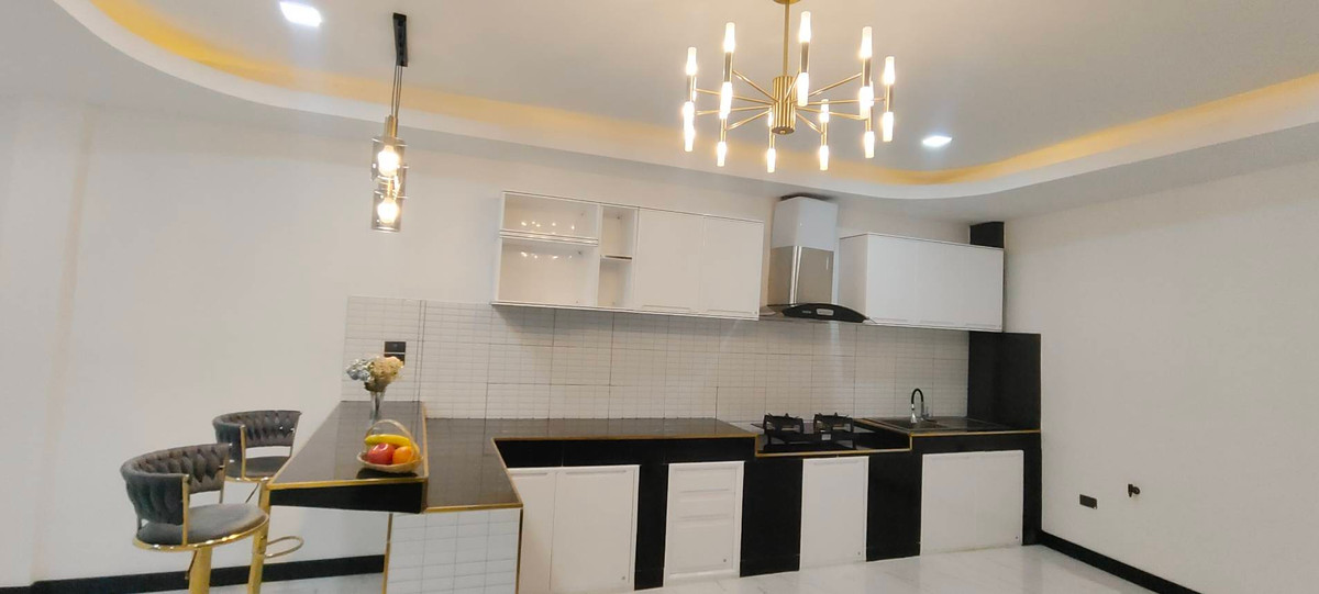 For SaleTownhomePattaya, Bangsaen, Chonburi : Chatkaew Group Village Phase 1 / 2 Bedrooms (FOR SALE) BEWN141