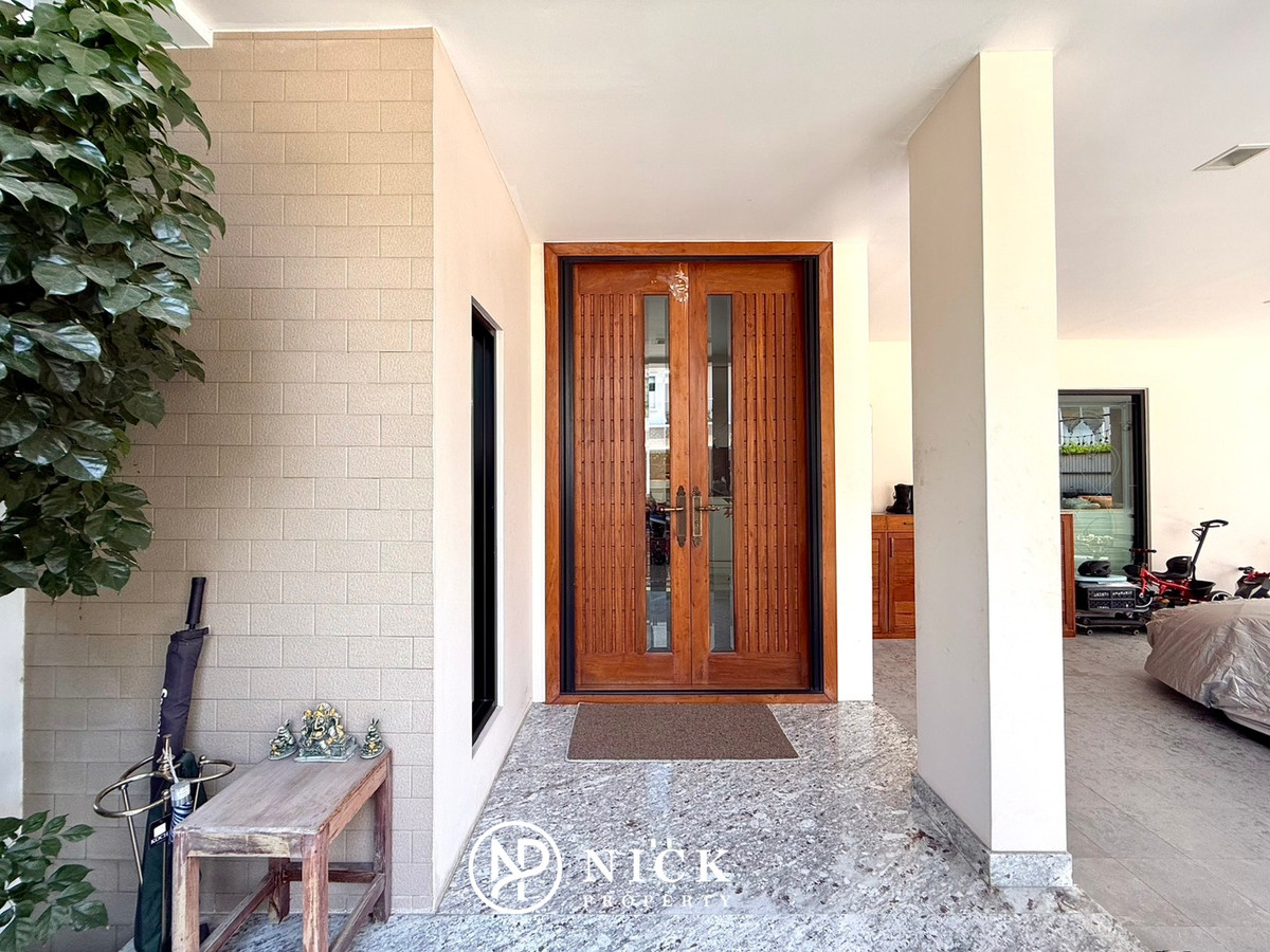 ขายบ้านนวมินทร์ รามอินทรา : LADDAROM ลัดดารมย์ วงแหวน-รามอินทรา : บ้านเดี่ยวหลังใหญ่ Hi Class สังคมมีระดับ ตกแต่งจัดเต็ม สุดยอดของ ฮวงจุ้ย บ้านเลขที่ 9