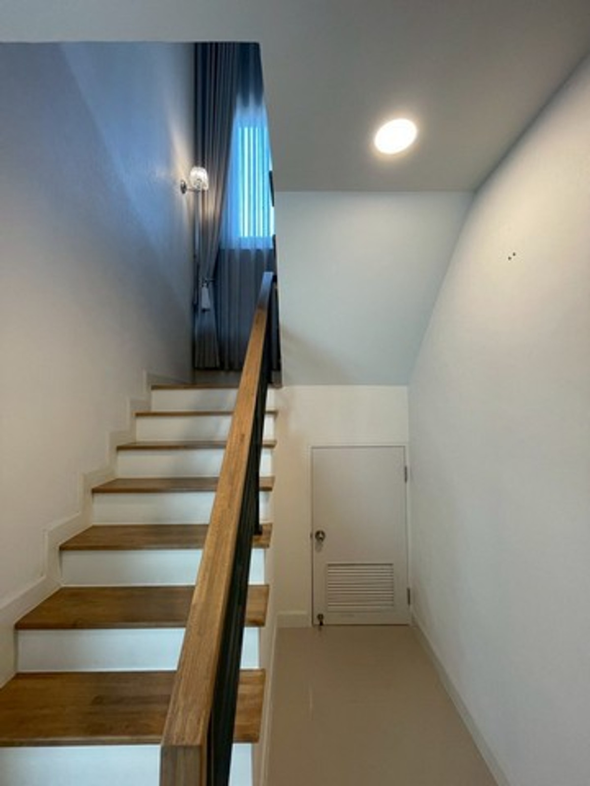 ให้เช่าบ้านบางนา แบริ่ง ลาซาล : HR3349ให้เช่า Centro บางนา-วงแหวน หลังมุม บ้านเดี่ยวไซส์ใหญ่ เฟอร์ครบพร้อมอยู่ | ใกล้ Mega Bangna 