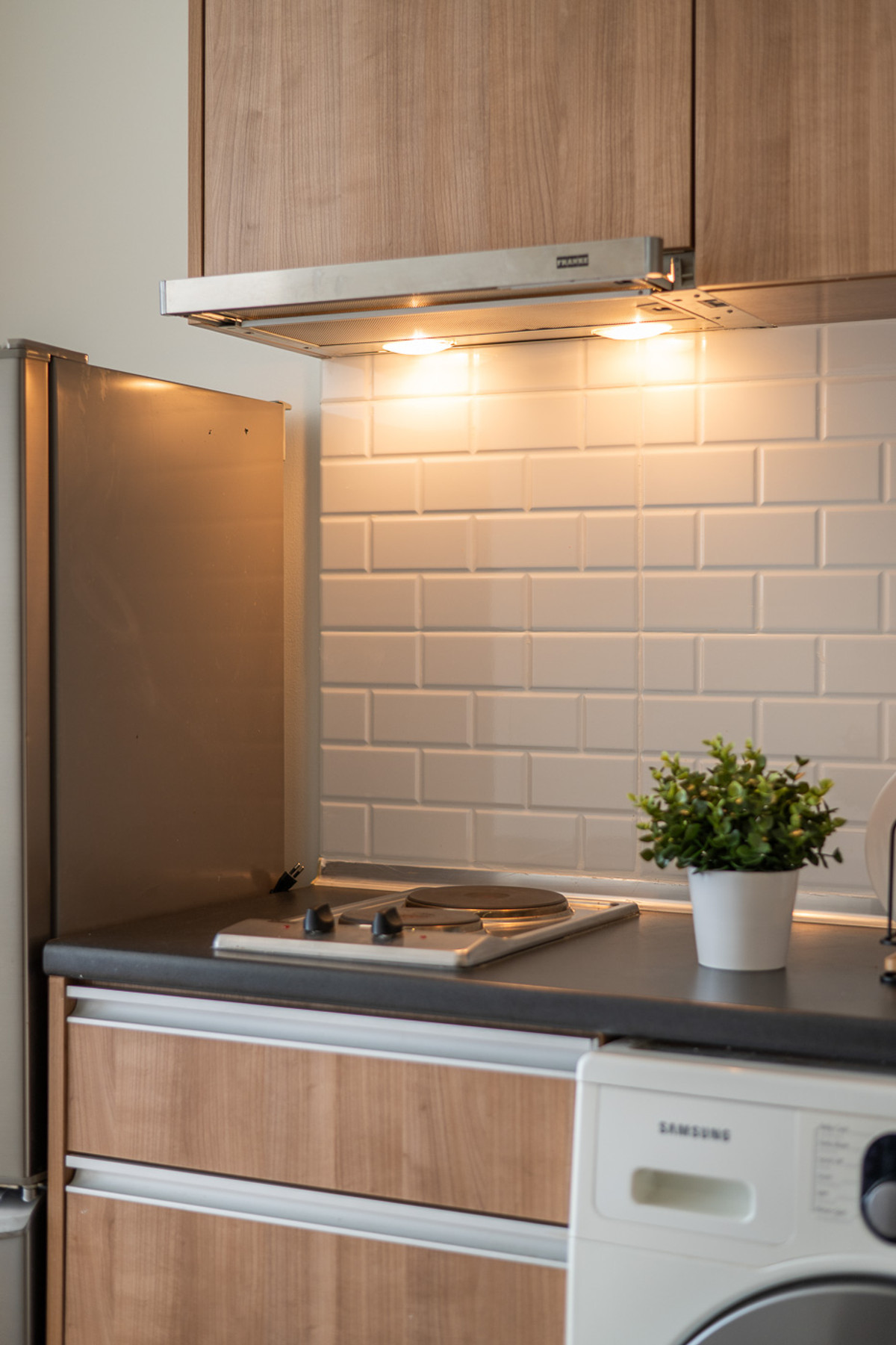 ขายคอนโดลาดพร้าว เซ็นทรัลลาดพร้าว : 🚀 The issara Ladprao - 34ตรม. สตูดิโอ รีโนเวทใหม่ 092-545-6151 (ทีม)