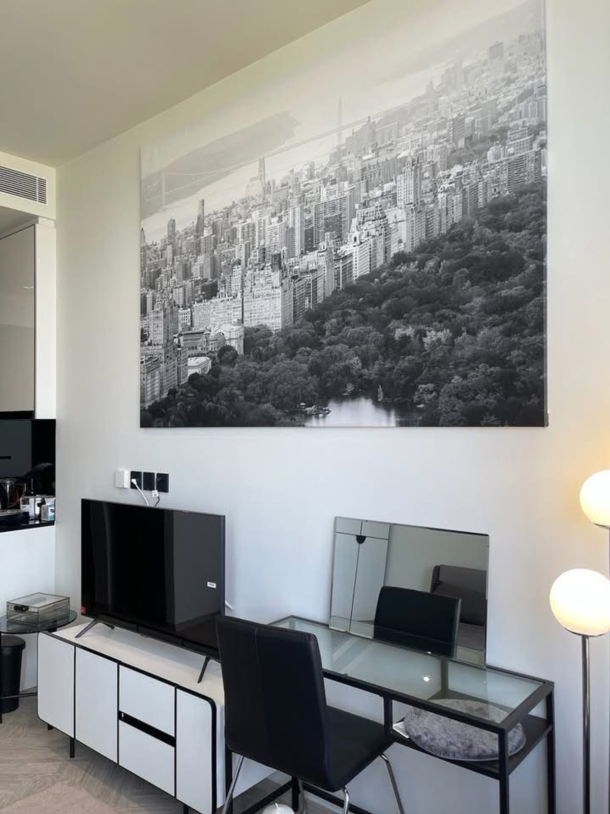 For RentCondoWongwianyai, Charoennakor : 🩷***19,500 Bath/Month**
Chapter Charoennakorn Riverside
Condo for rent: Chapter Charoen Nakhon Riverside. Make an appointment to see the room. Line id: @900cqqhk or call 0859114585 to this number.
Near the BTS
BTS Krung Thonburi
BTS Saphan Taksin
Golden L