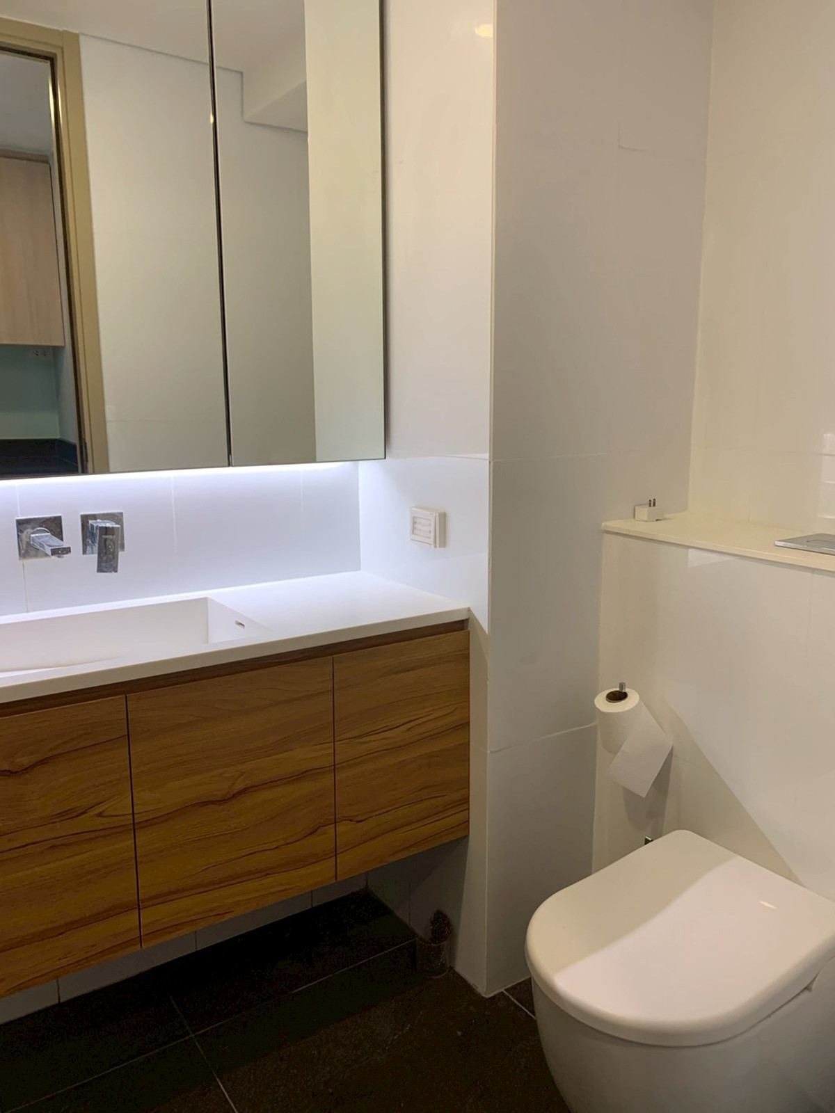 ให้เช่าคอนโดพระราม 9 เพชรบุรีตัดใหม่ RCA : 📢Condo for RENT : Landmark at MRTA Station (🚇 MRT : Rama 9 Station)📢