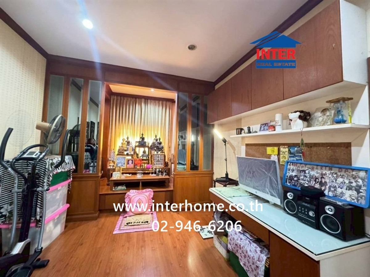 For SaleHouseBang kae, Phetkasem : 2-story detached house, 68 sq m, Parinyada Village, Wongwaen-Sathorn, Bang Khae 4 Road, Bang Khae Road, Kanchanaphisek Road, Bang Khae District, Bangkok