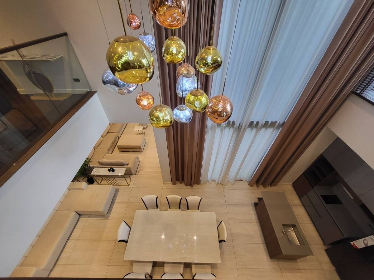 For RentHousePattanakan, Srinakarin : For rent: Bugaan krungthep kreetha, 3-storey detached house, modern luxury, with elevator, swimming pool view.