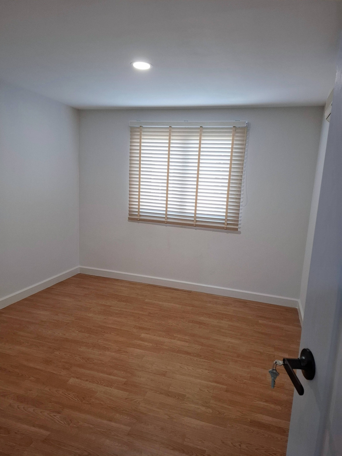 CondoBangna, Bearing, Lasalle : The Executive Bangna (Srinakarin 56)  1 bed big size for rent