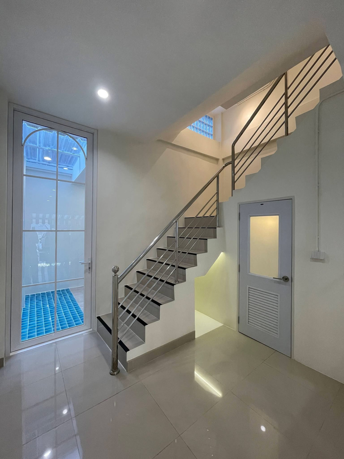 ให้เช่าทาวน์โฮมสุขุมวิท อโศก ทองหล่อ : หายาก! 🏡ทาวน์เฮาส์รีโนเวทใหม่ สุขุมวิท 93 🚆ใกล้ BTS บางจาก เพียง 150 เมตร