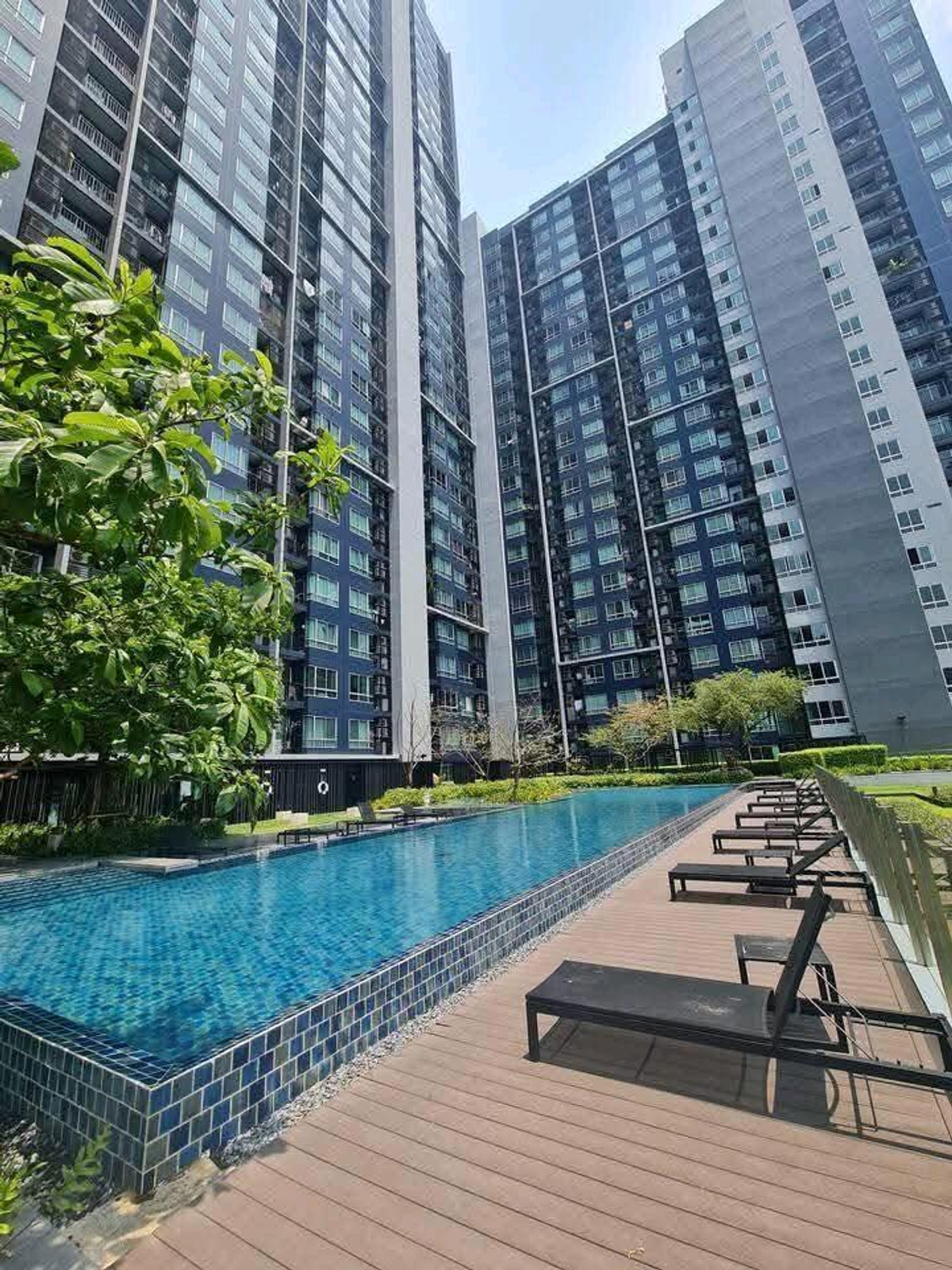 For RentCondoOnnut, Udomsuk : 🌿🚆 Condo, good location, near BTS On Nut, convenient travel, close to lifestyle area T77, complete in one place.
