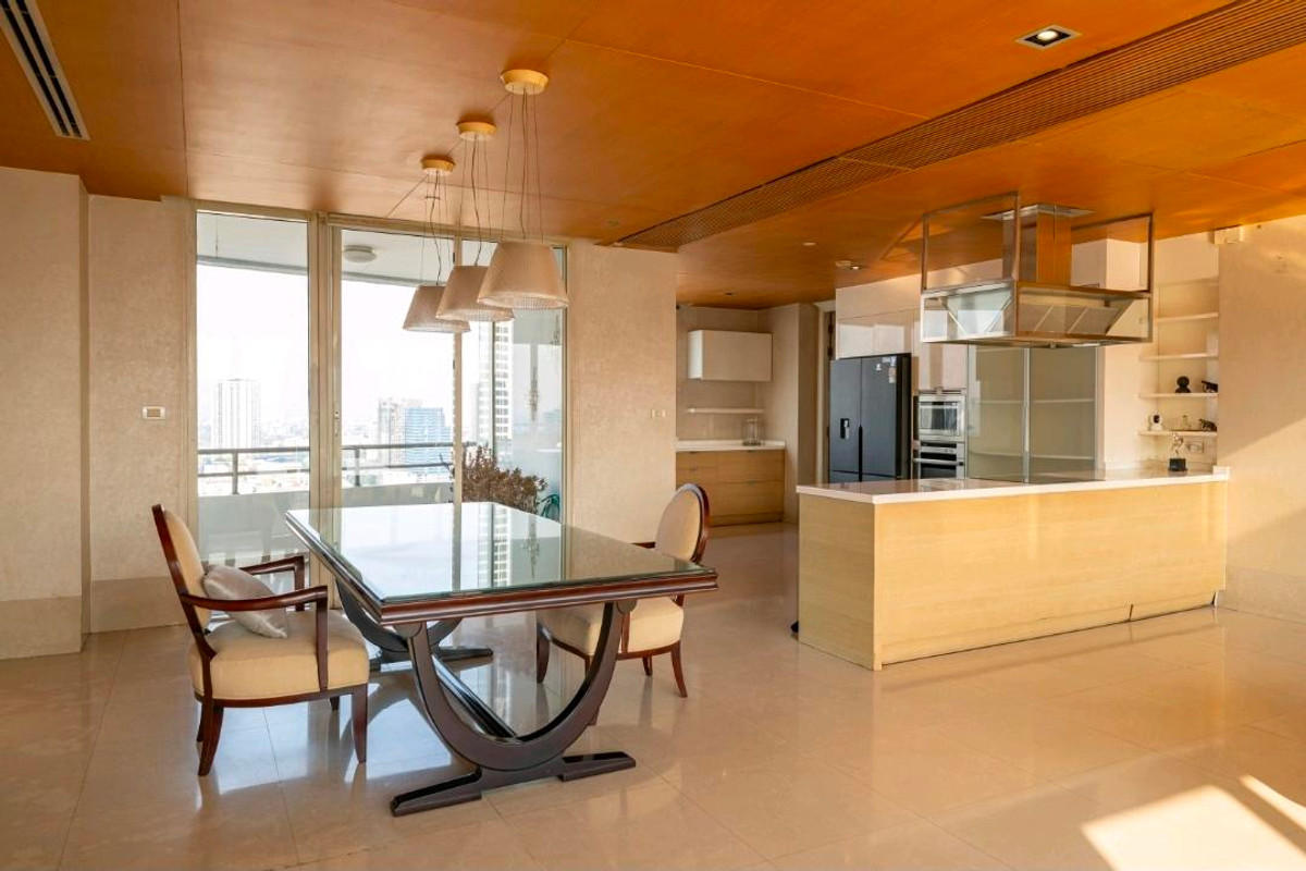 ขายคอนโดสุขุมวิท อโศก ทองหล่อ : (For Sale🔥) 📍 Hampton Thonglor10 | 6B5B1M 425 sq.m. | Spacious Duplex Penthouse in Thonglor with Private Terrace | Pet-friendly 🐶🐱