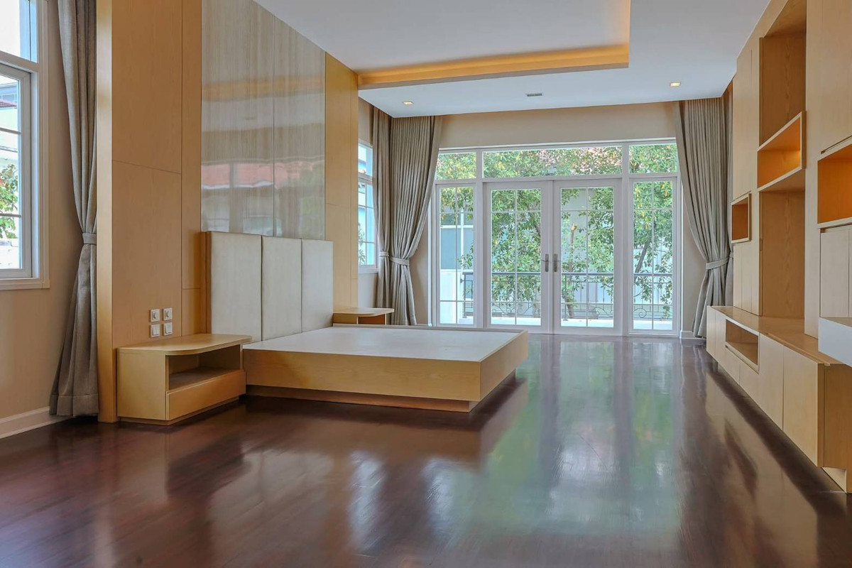 ขายบ้านเกษตร นวมินทร์ ลาดปลาเค้า : S2961 ขายบ้านหรู ทำเลคุณภาพ Grand Crystal เลียบด่วนเอกมัย-รามอินทรา