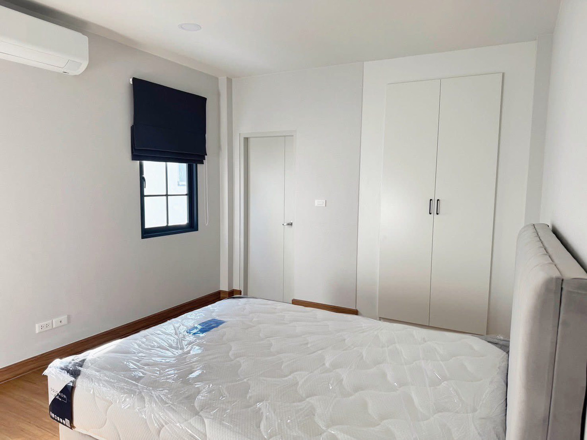 For RentHouseBangna, Bearing, Lasalle : Centro Bangna Phase 2 / 4 Bedroom (For Sale), Centro Bangna Phase 2 / 4 Bedroom (FOR SALE) YOK135