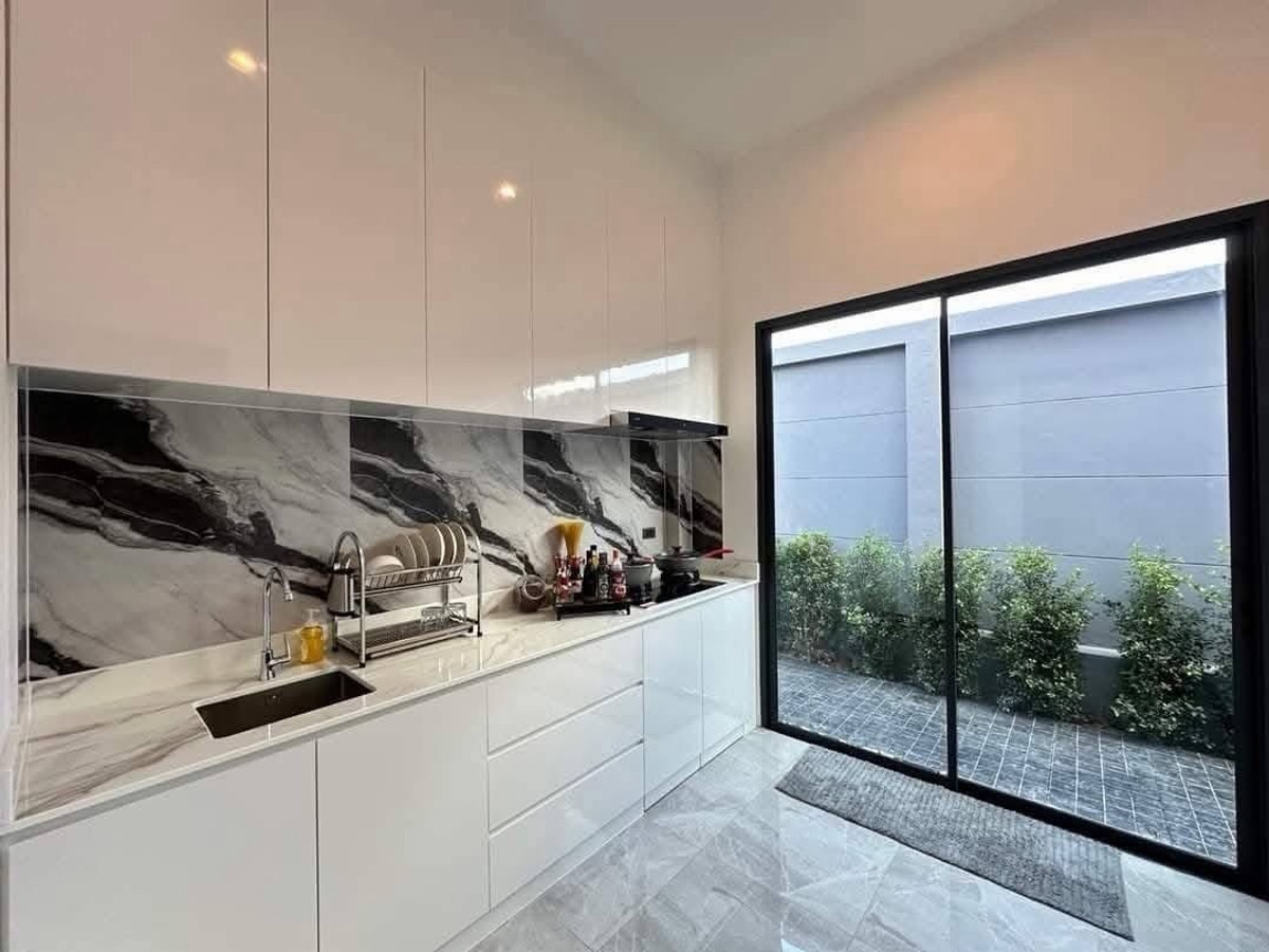 For SaleHousePattaya, Bangsaen, Chonburi : Luxury Pool Villa in Huai Yai Pattaya near Jomtien Beach, Fully Furnished with Private Pool and High Rental Yield 10.5% in EEC Growth Area  
