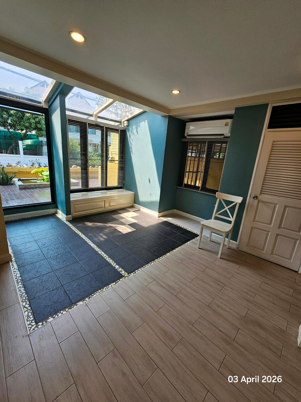 ขายบ้านเสรีไทย-นิด้า : ‼️ขายด่วน‼️Chic House For Sale‼️
Looking 🥰for a Stylish and Cozy Home?  ใครกำลังมองหาบ้านสไตล์เก๋ๆ? ไม่ซ้ำใครมาทางนี้  ใกล้ NIDA, นวมินทร์, เสรีไทย 