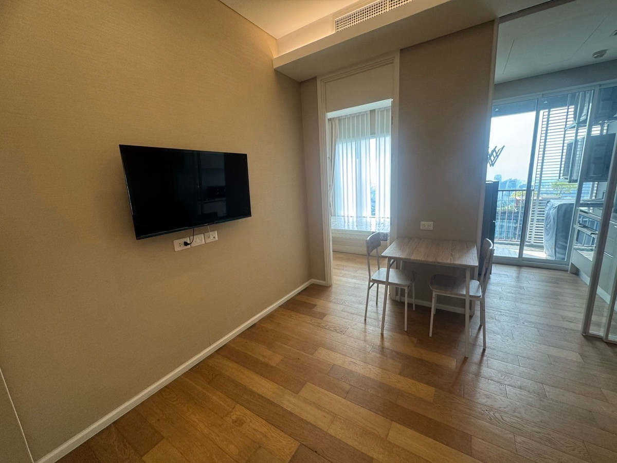 ให้เช่าคอนโดลาดพร้าว เซ็นทรัลลาดพร้าว : ให้เช่า The Saint Residences ☎️ 0912322009