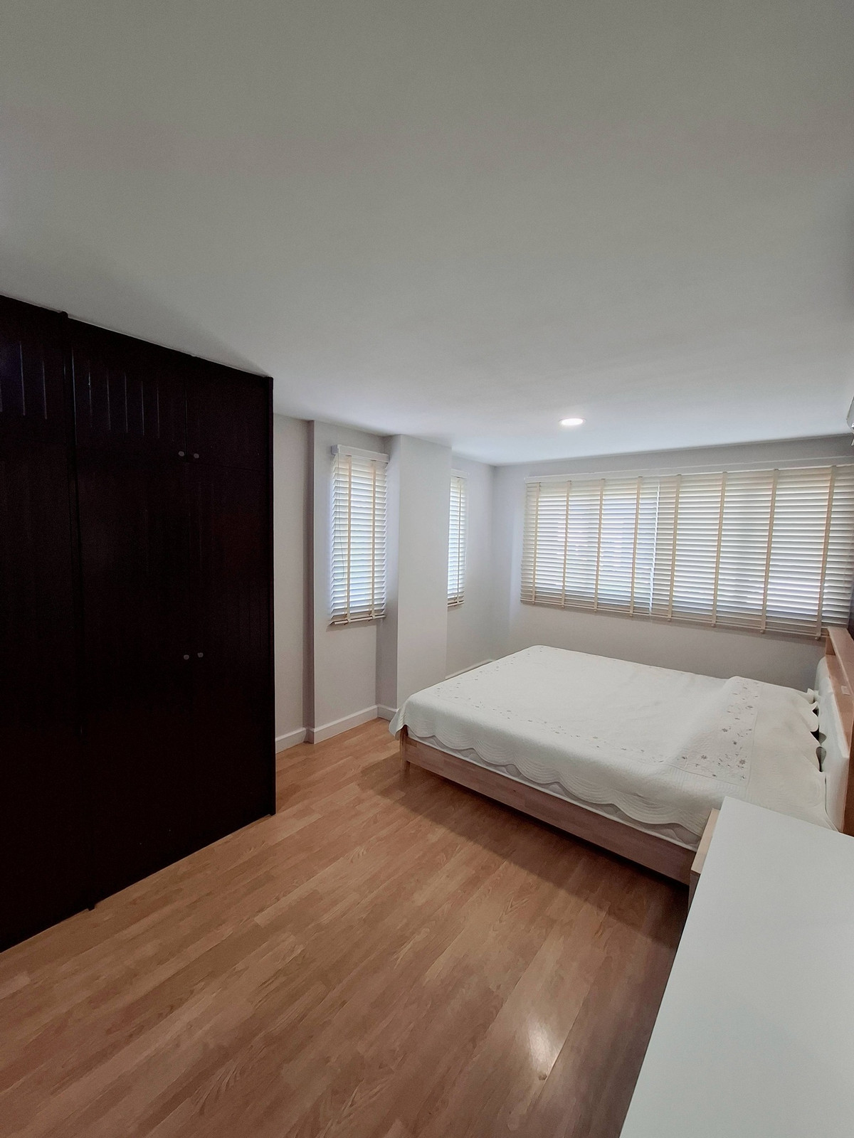 CondoBangna, Bearing, Lasalle : The Executive Bangna (Srinakarin 56)  1 bed big size for rent